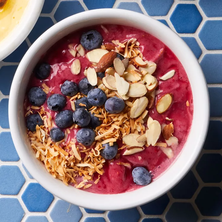 Berry‑Almond Smoothie Bowl